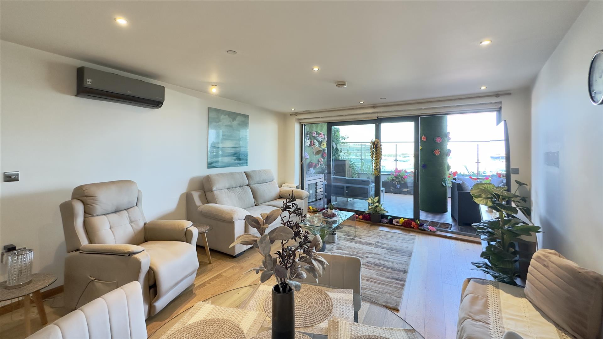  Image of Apartment - 1 Bedrooms - 1 Bathrooms for Sale in Ocean Spa Plaza-Gibraltar, Image 9